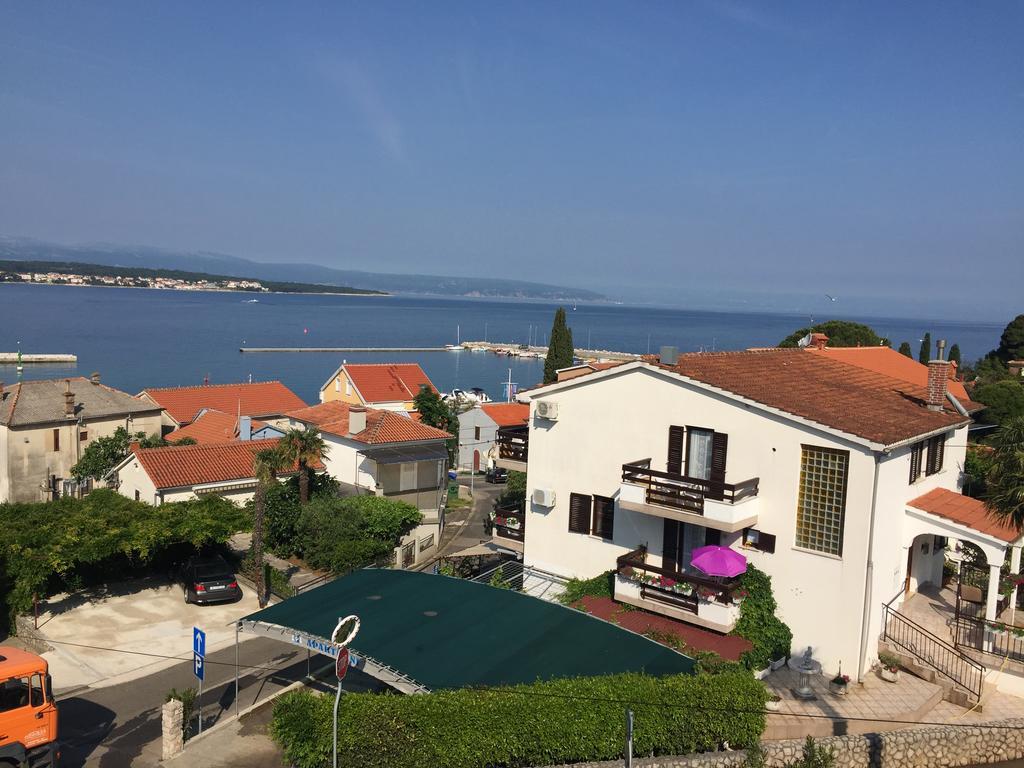 Apartments Antonia Malinska Exterior photo